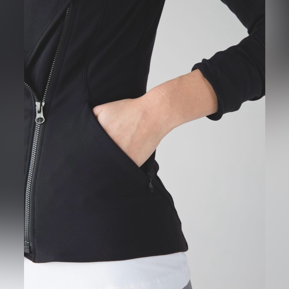 Lululemon Precision jacket size 10​​​​​​ - Picture 5 of 13